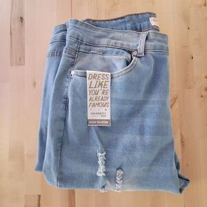 NWT Celebrity Ace Womens SZ 18 Junior Plus Jeans Skinny Distressed Stretch